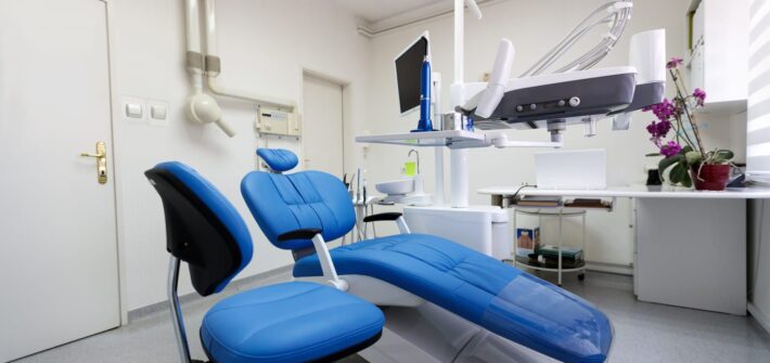 Ergonomic dentist chairs